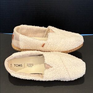 TOMS Sherpa Slip-on Textured Flats